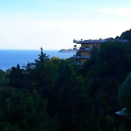 La Perla Azzura * Letojanni